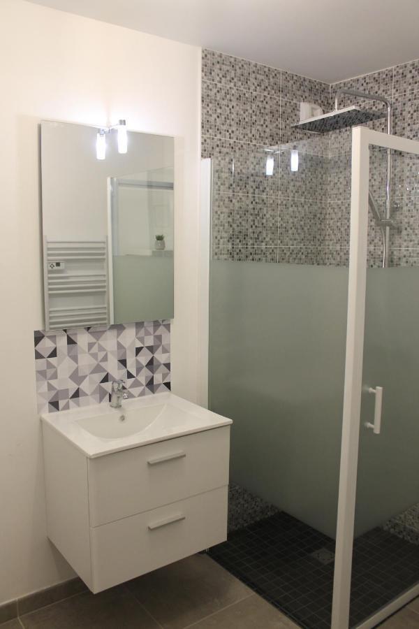 Le Logis Du Bien-Etre, Balneo & Sauna Dans Chambre Vertou Dış mekan fotoğraf