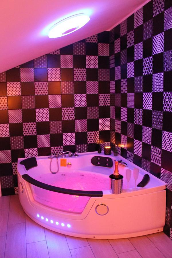 Le Logis Du Bien-Etre, Balneo & Sauna Dans Chambre Vertou Dış mekan fotoğraf